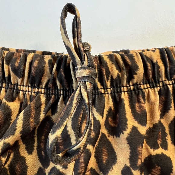 NWT ONZIE S LEOPARD YOGA JOGGERS - Picture 8 of 11